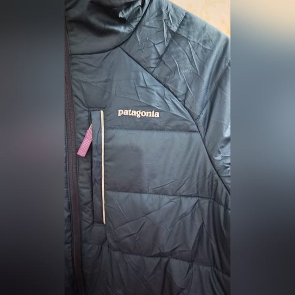 Patagonia Pine Grove Insulated Jacket - Picture 5 of 11